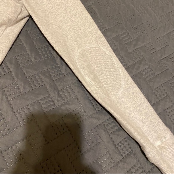 Lululemon Jacket - Picture 3 of 4